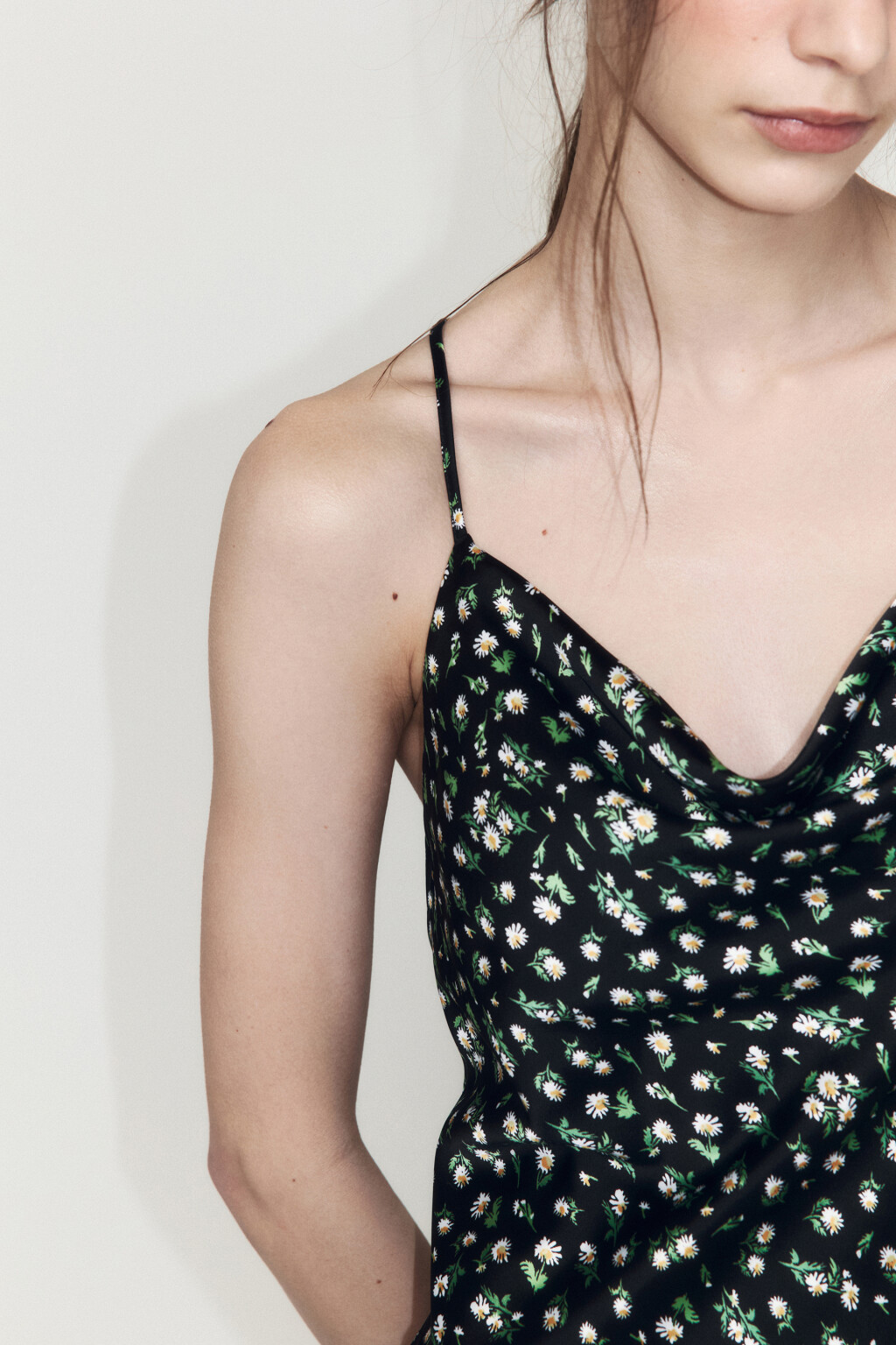 Платье-комбинация миди с цветочным принтом - цвет черный - 6