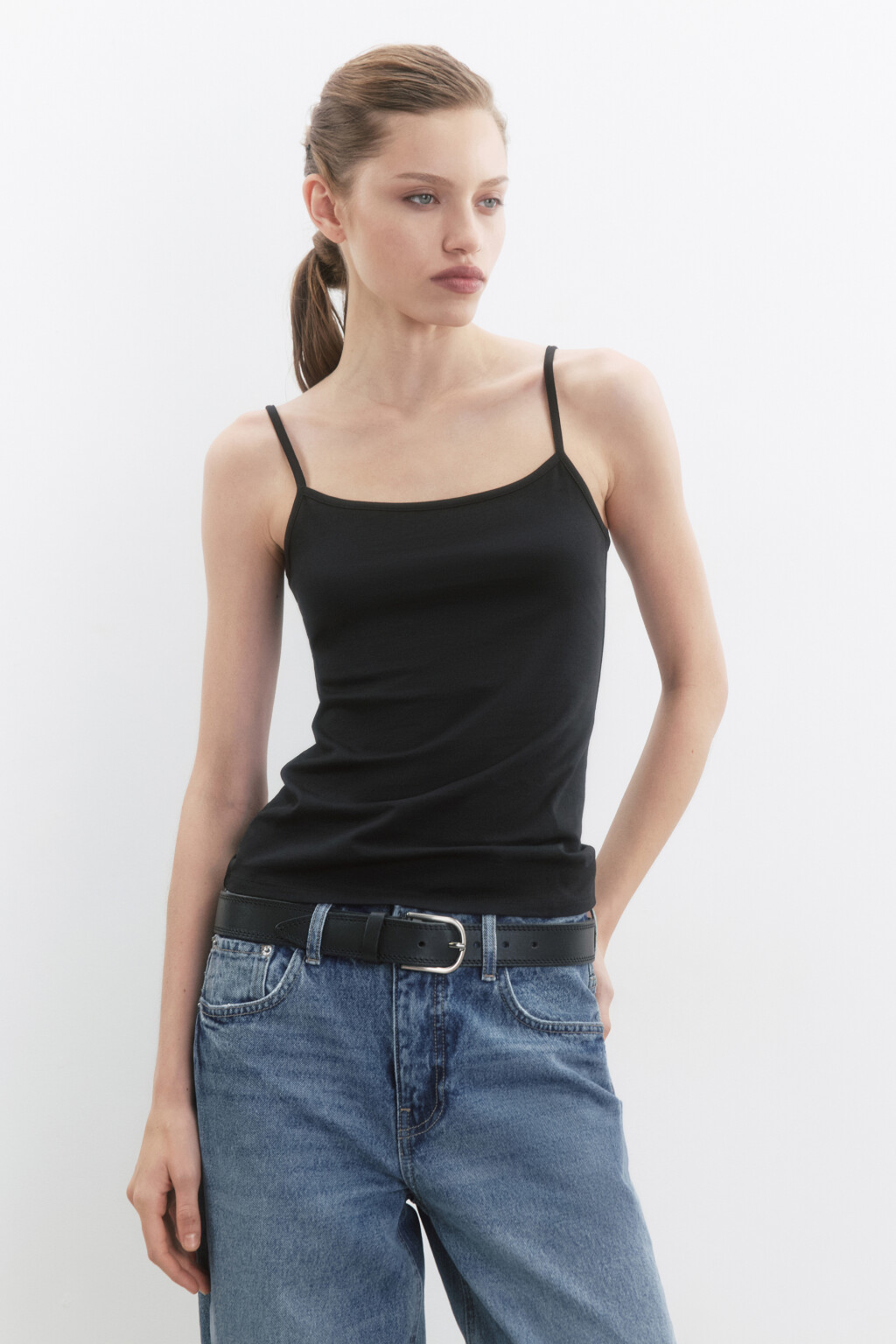 Топ-майка MEGAN базовый на тонких бретелях - цвет черный - 3