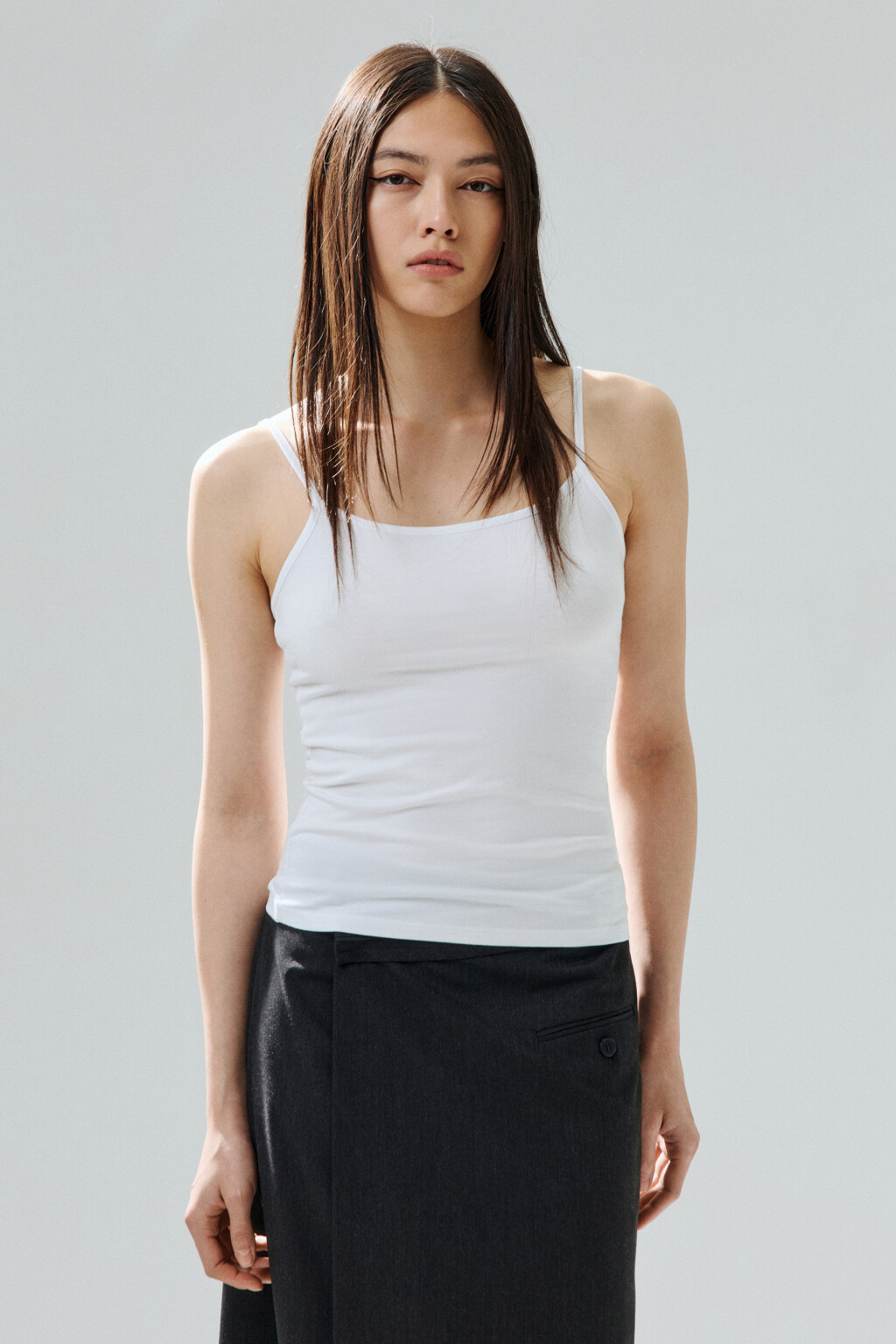 Майка MEGAN на тонких бретелях - цвет белый - 3