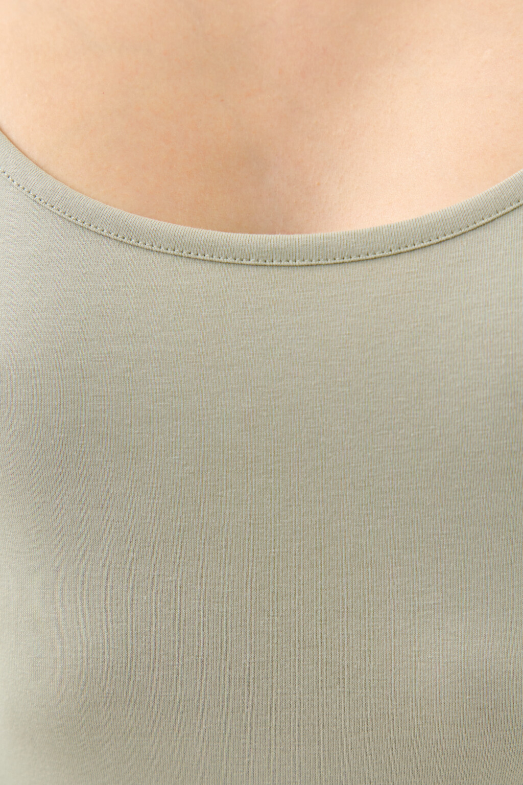 Топ-майка на тонких бретелях - цвет зеленый - 5