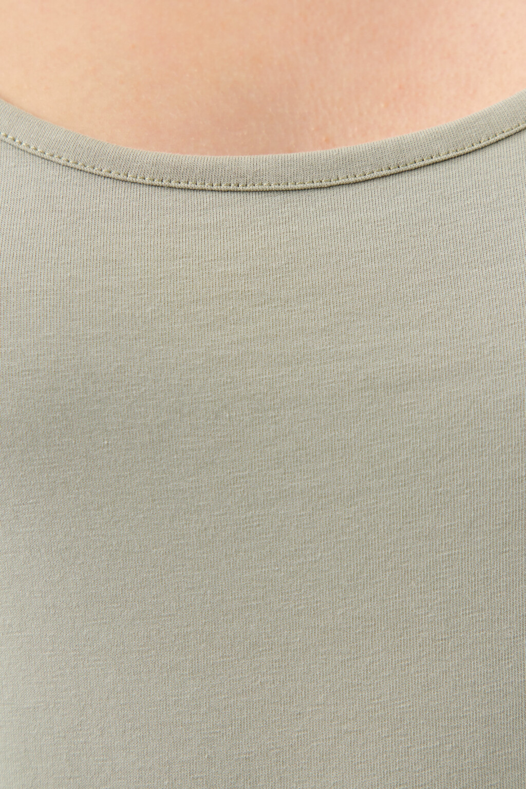 Топ-майка MEGAN базовый на тонких бретелях - цвет зеленый - 6