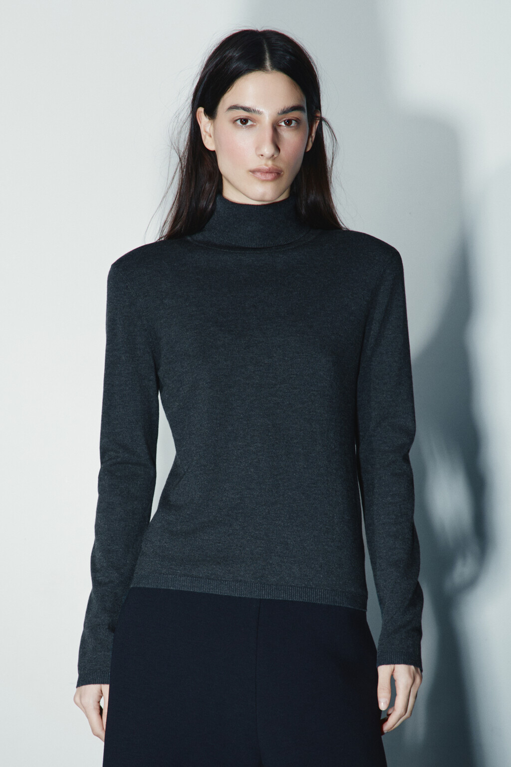 Водолазка вискозная вязаная - цвет серый - 3