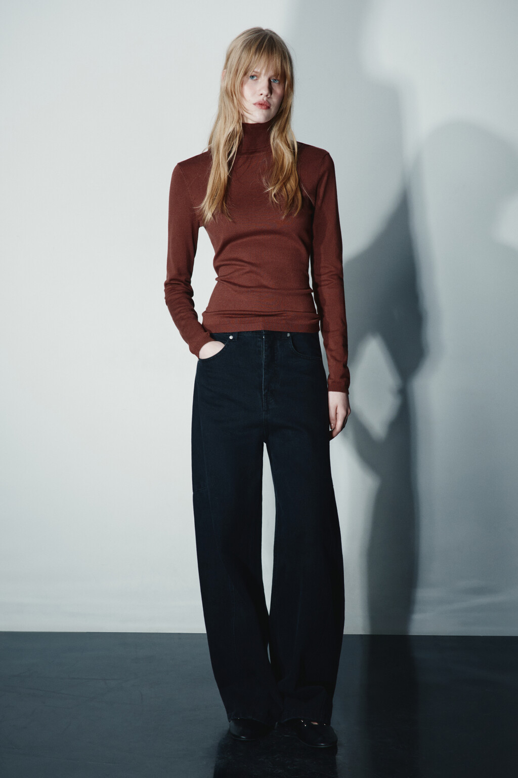 Водолазка вискозная вязаная - цвет бежевый - 4