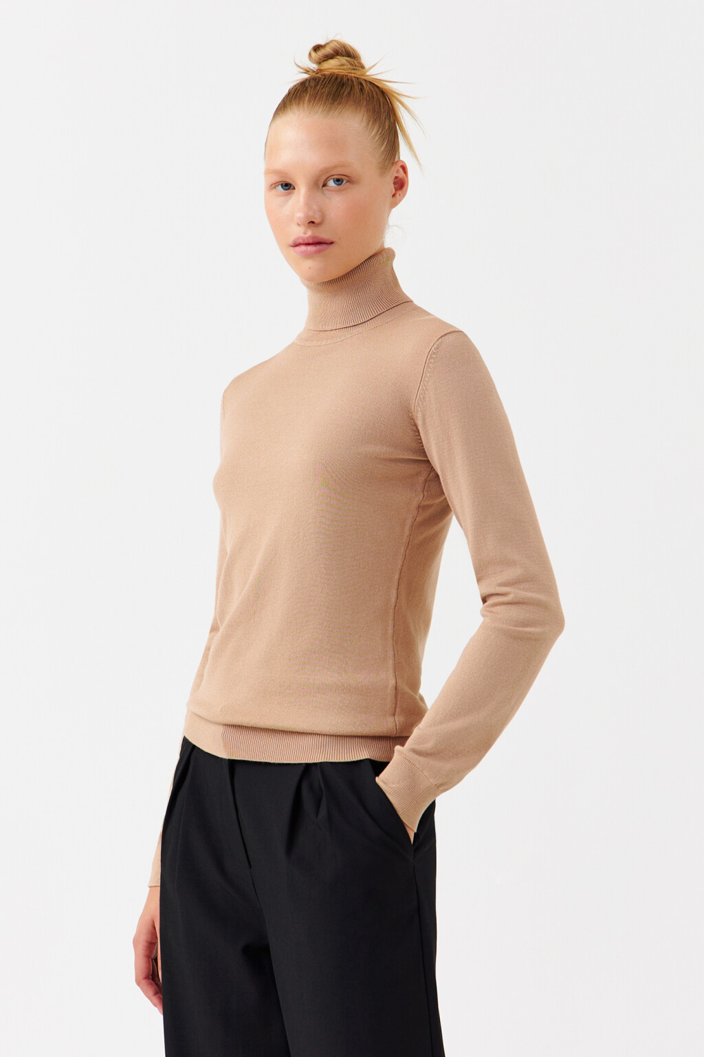 Водолазка MONIKA вискозная тонкой вязки - цвет бежевый - 2