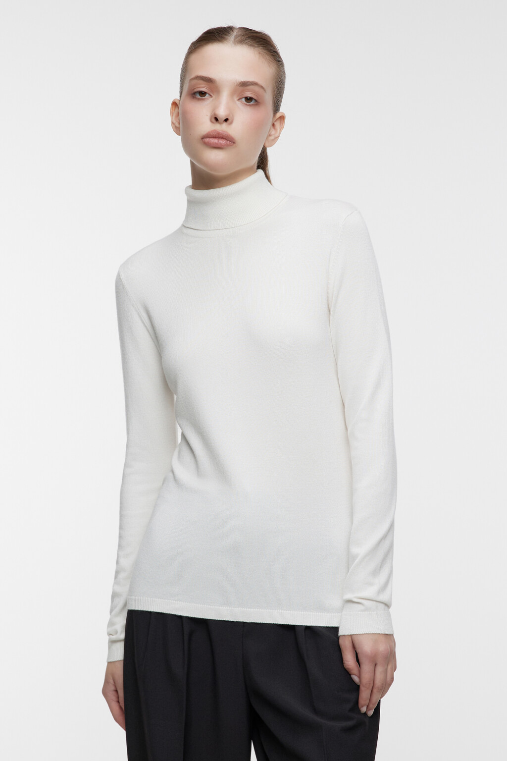 Водолазка MONIKA вискозная тонкой вязки - цвет молочный - 2