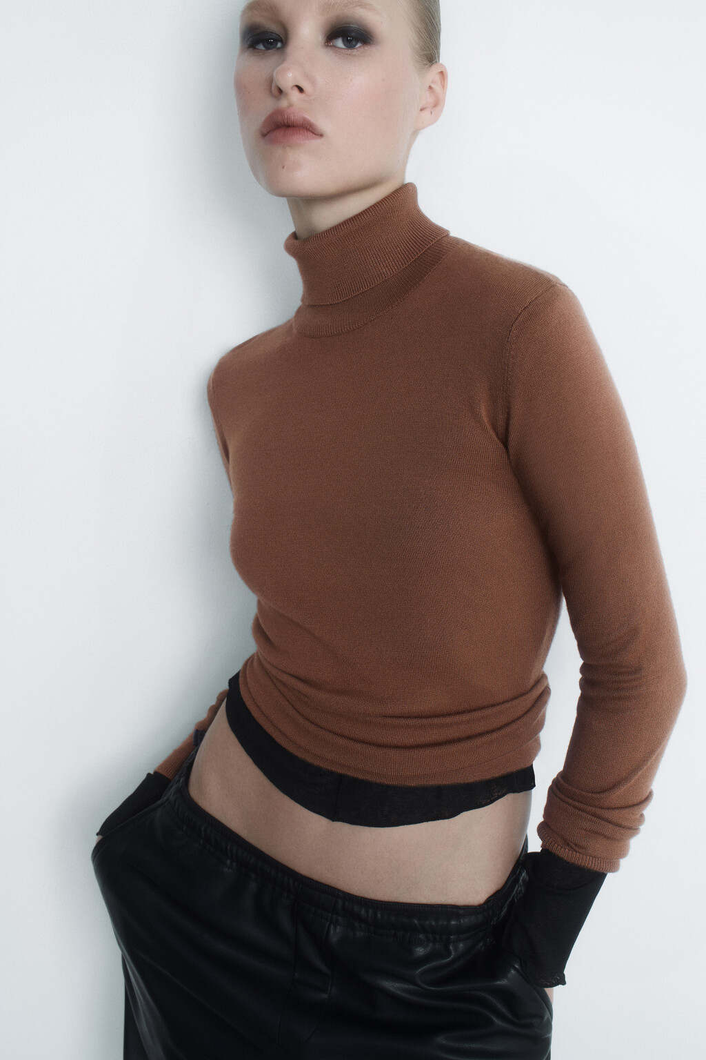 Водолазка MONIKA вискозная тонкой вязки - цвет бежевый - 6