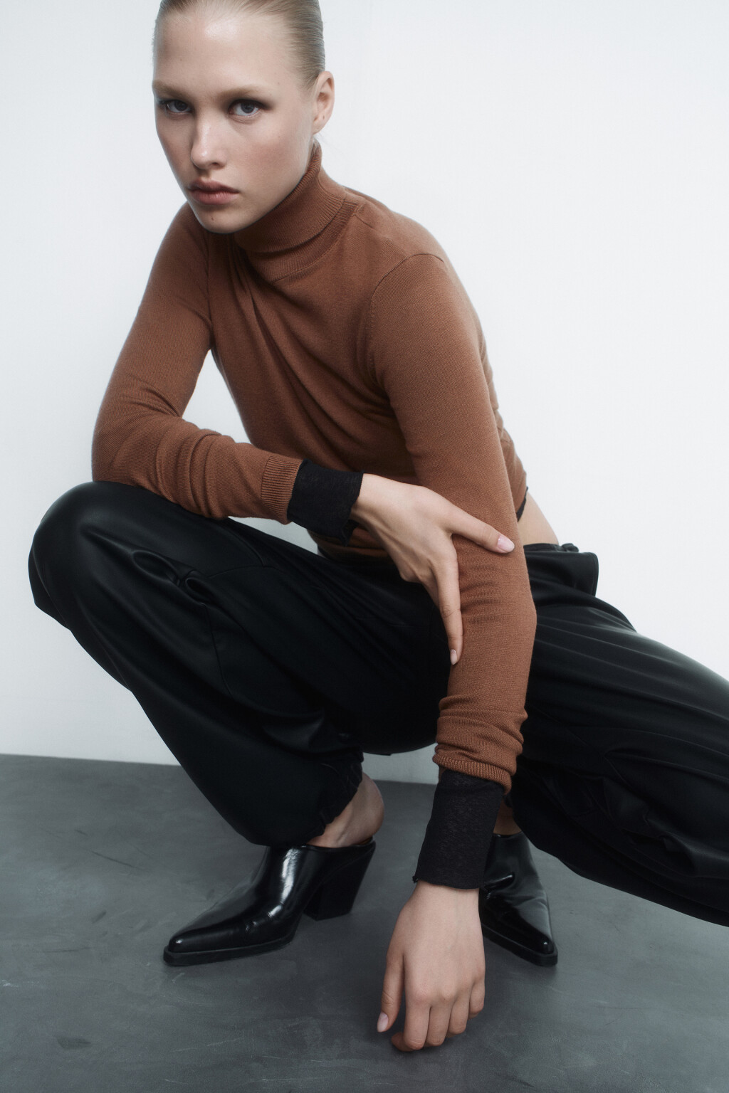 Водолазка MONIKA вискозная тонкой вязки - цвет бежевый - 7