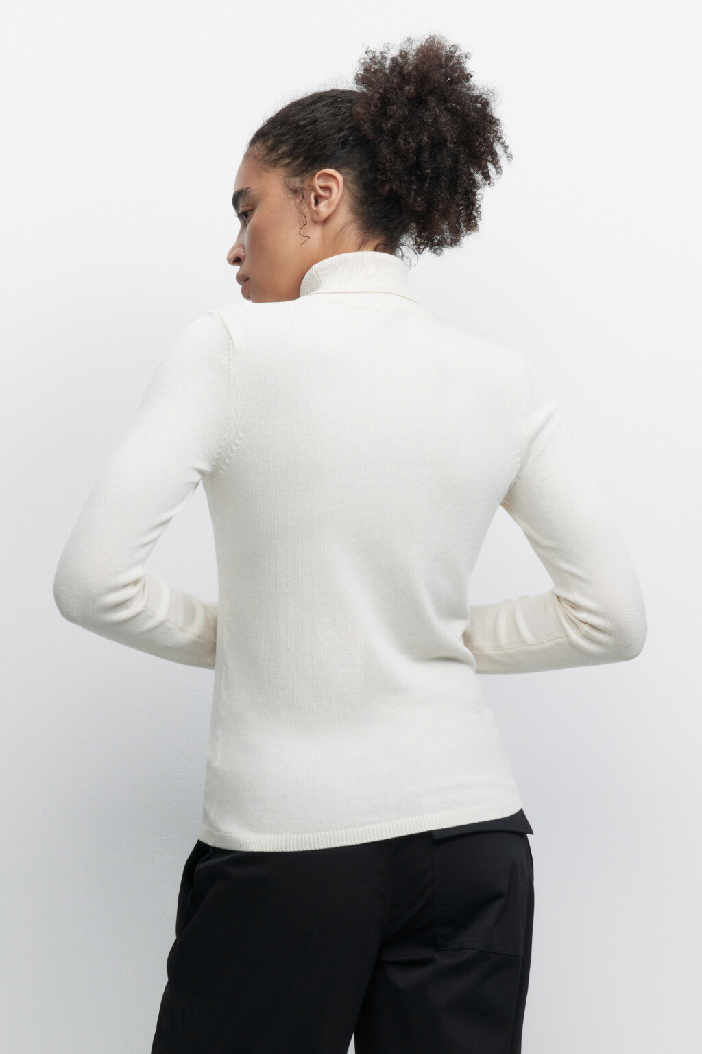 Водолазка MONIKA вискозная тонкой вязки - цвет бежевый - 3