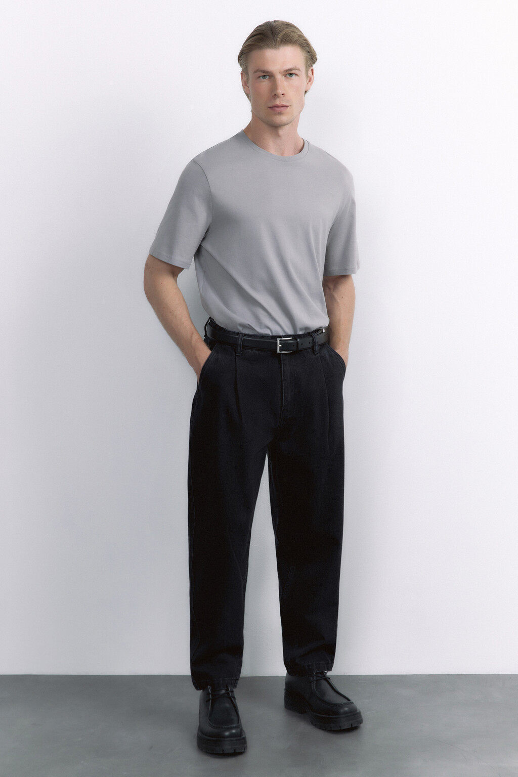 Джинсы ManBalloon широкие со сборками на поясе - цвет черный - 10