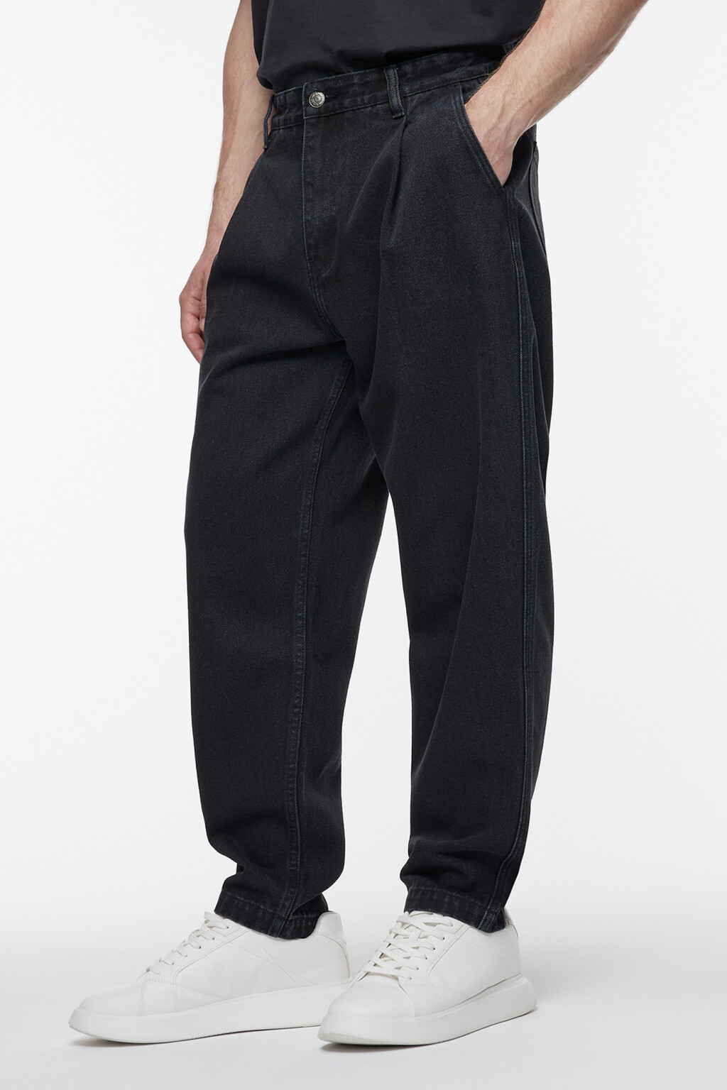 Джинсы ManBalloon широкие со сборками на поясе - цвет черный - 3