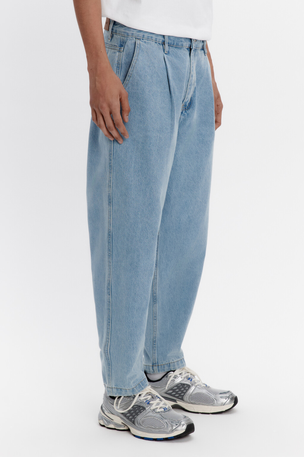 Джинсы-бананы широкие со складками на поясе - цвет голубой - 3