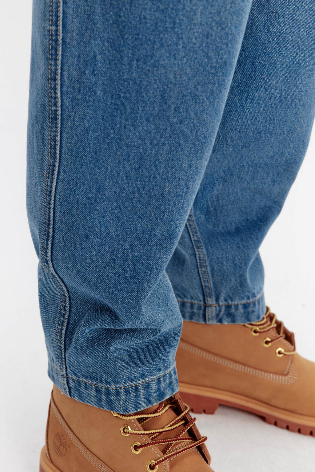 Джинсы-бананы широкие со складками на поясе - цвет голубой - 7