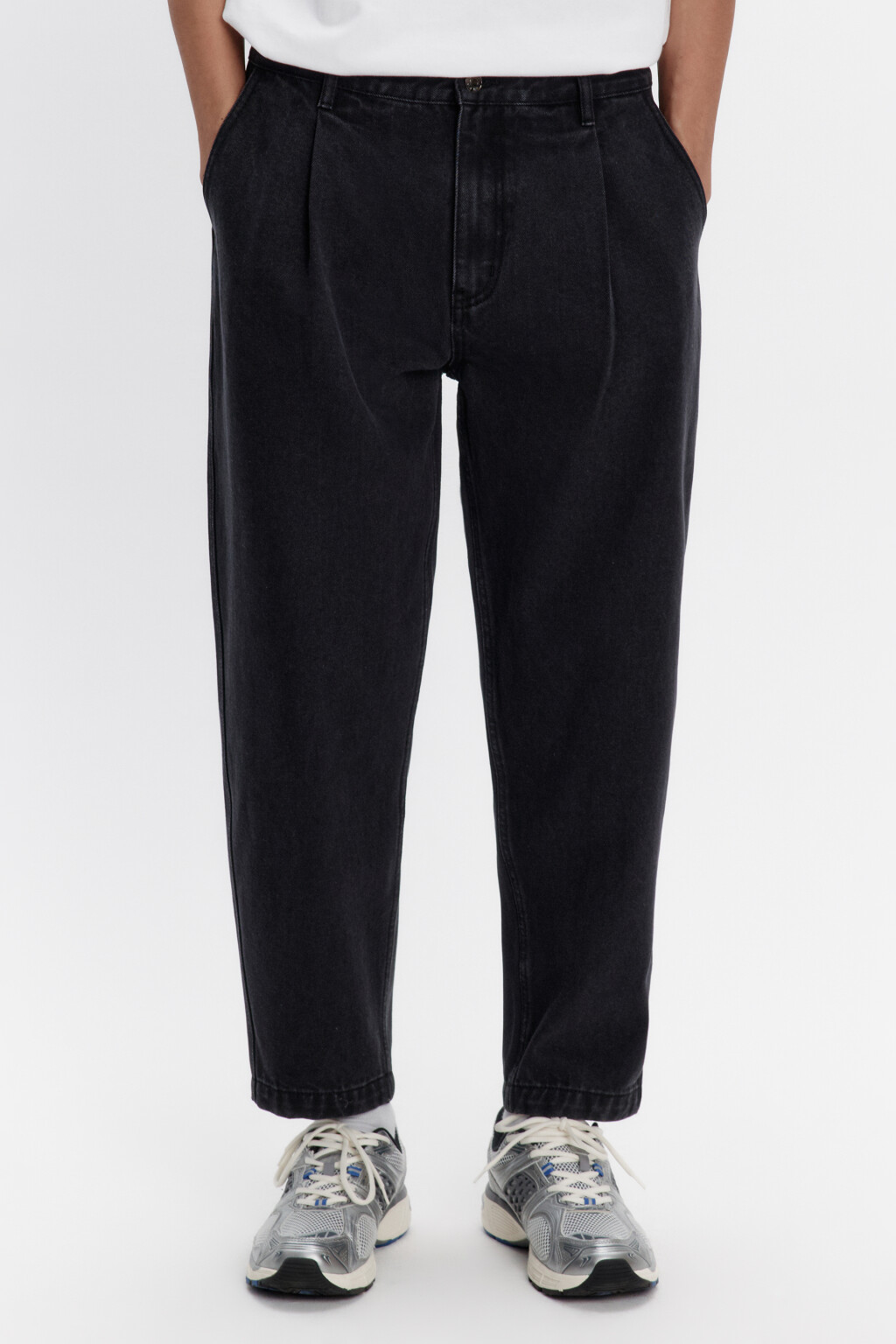 Джинсы-бананы широкие со складками на поясе - цвет черный - 2