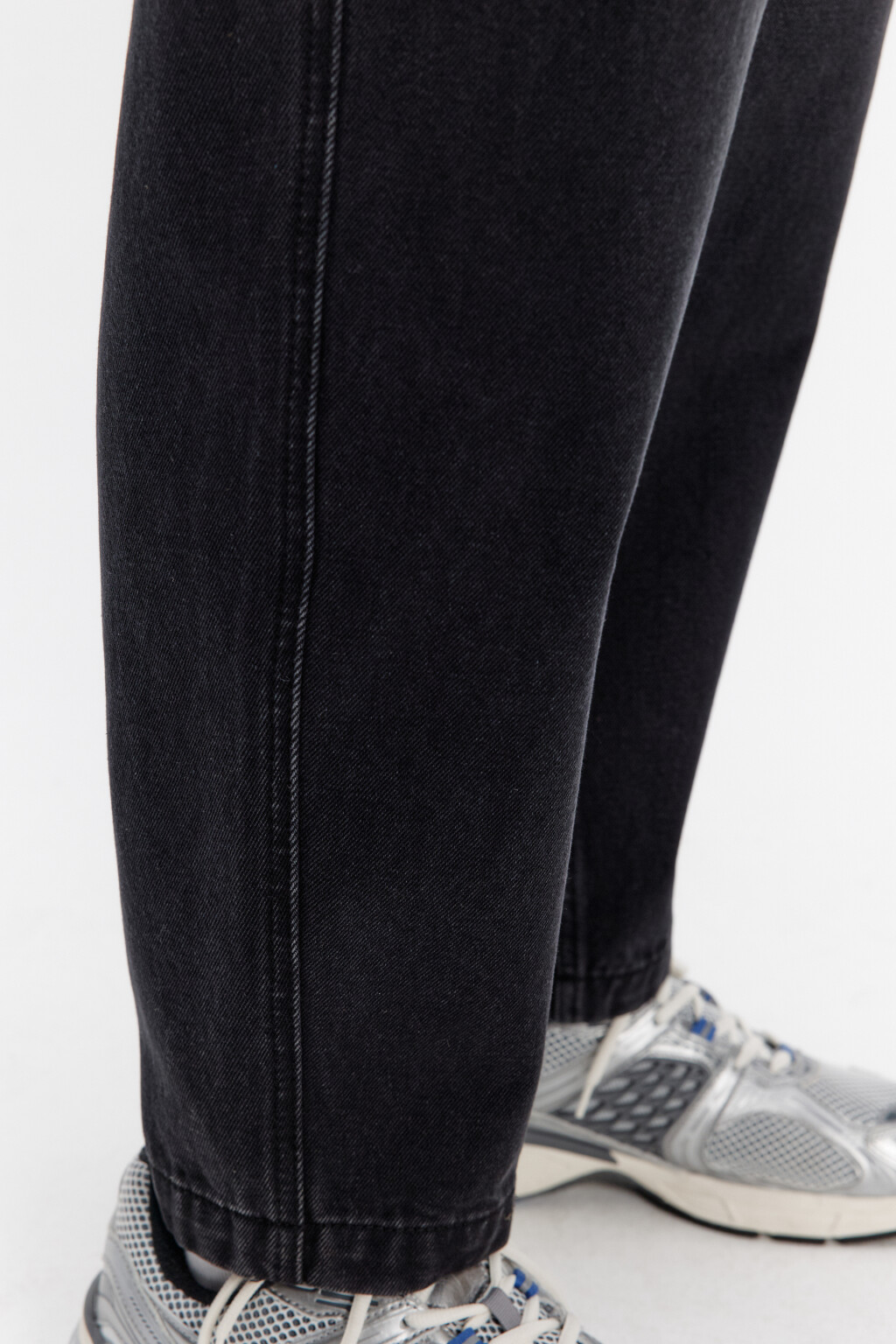 Джинсы-бананы широкие со складками на поясе - цвет черный - 7