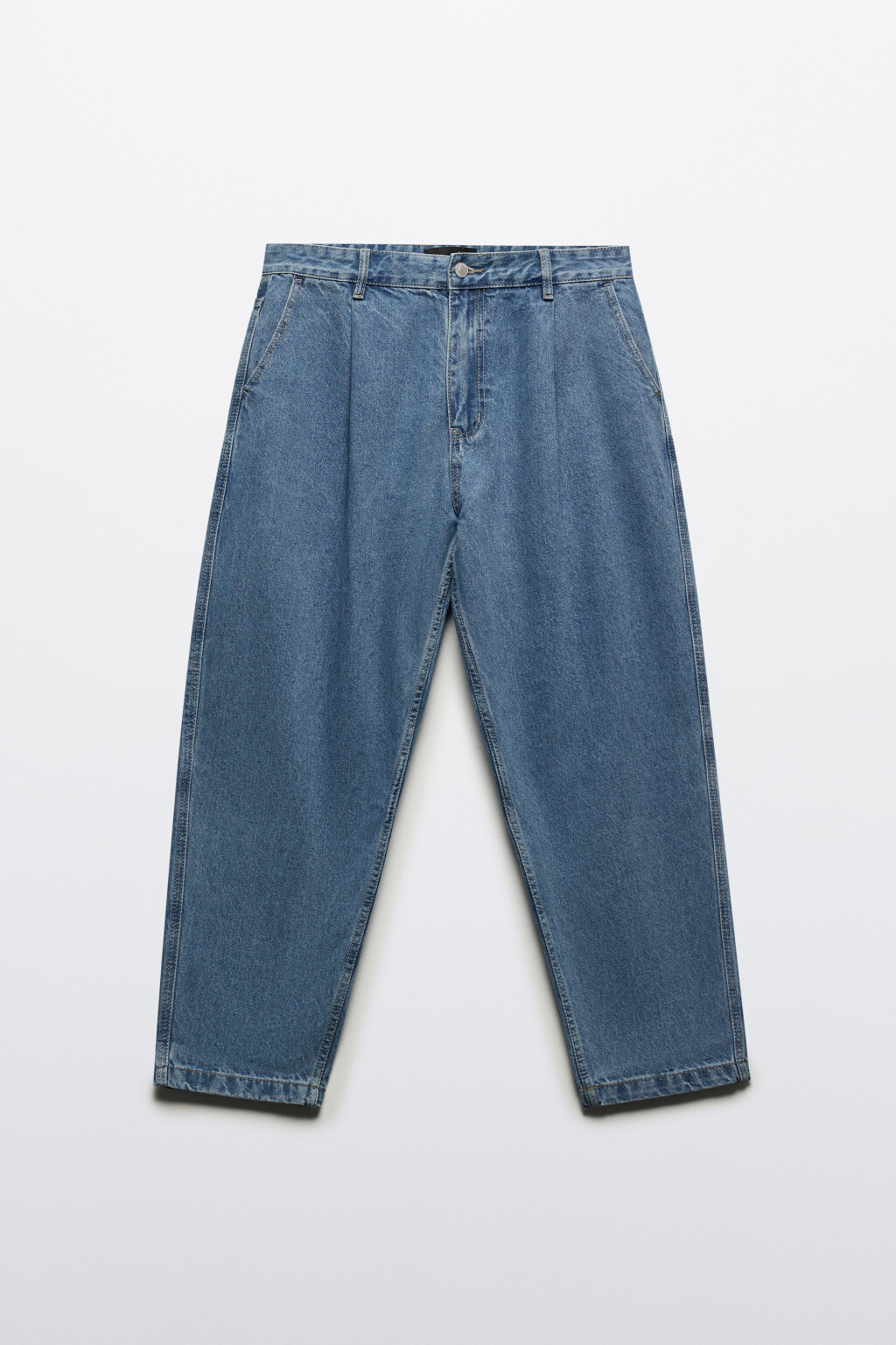 Джинсы-бананы со складками на поясе - цвет голубой - 7