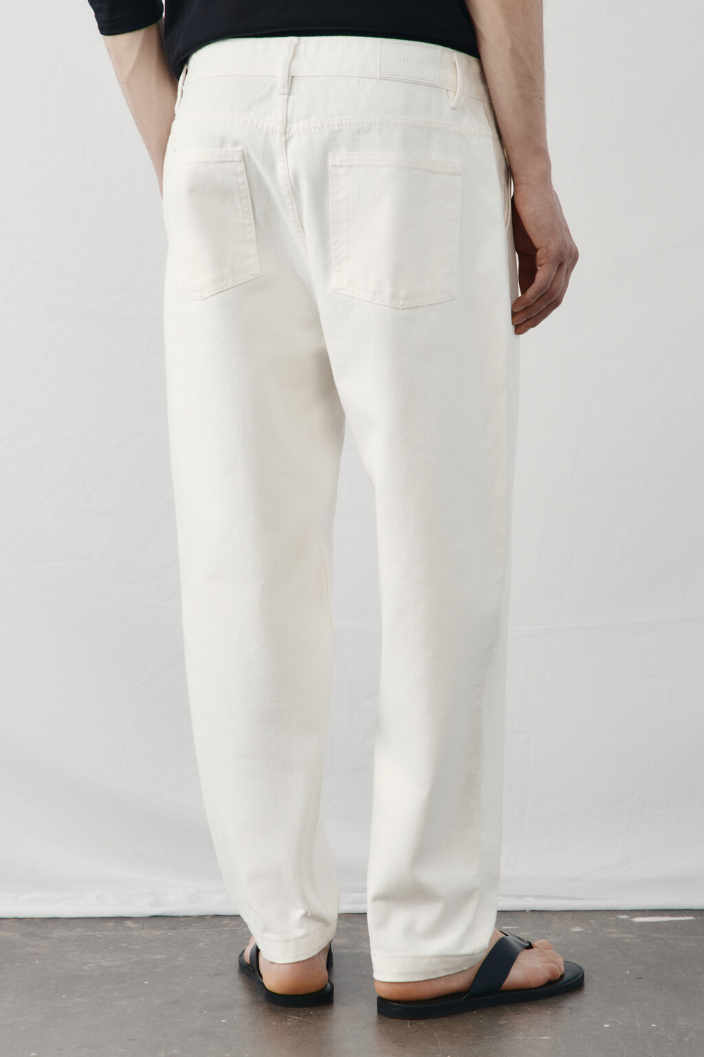 Джинсы-баллон со средней посадкой - цвет белый - 3