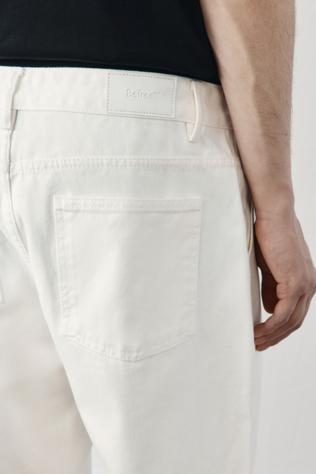 Джинсы-баллон со средней посадкой - цвет белый - 6