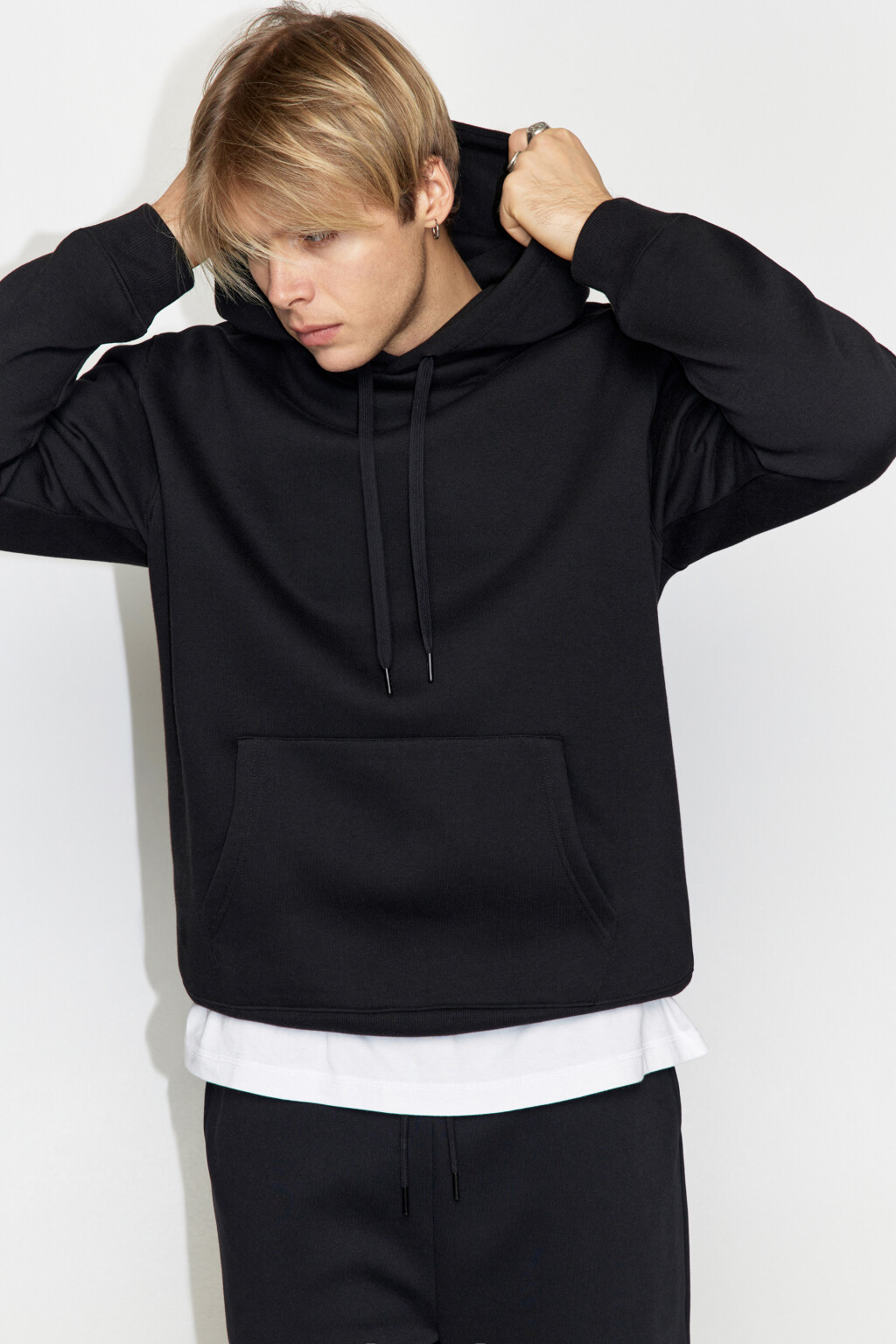 Худи базовая утепленная с капюшоном - цвет черный - 1