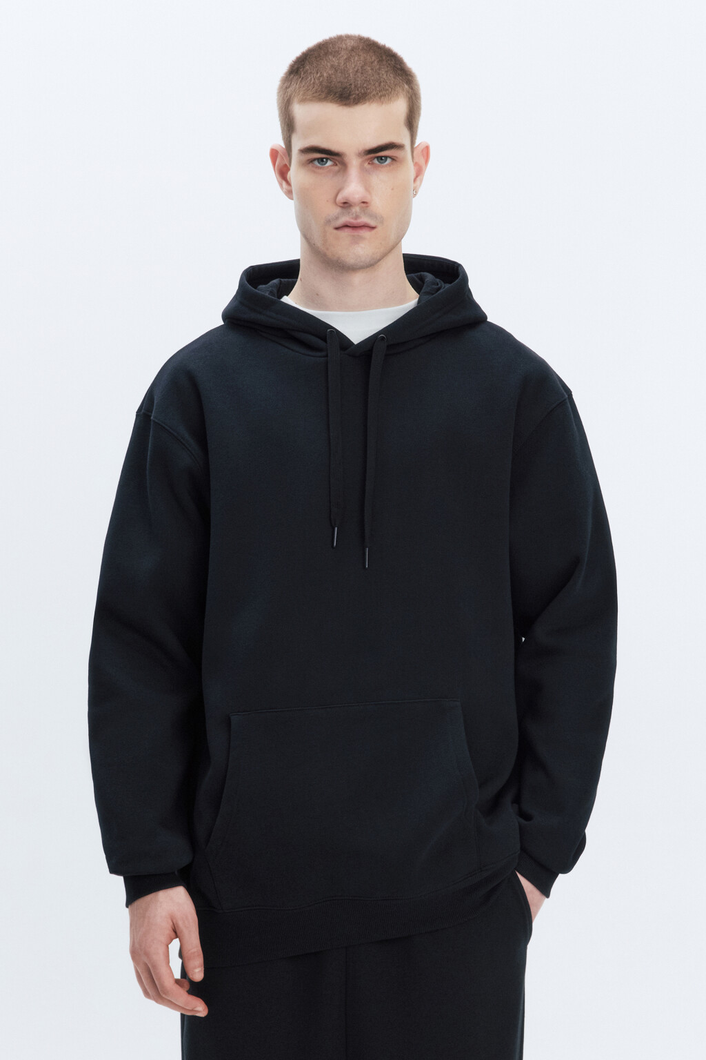 Худи базовая утепленная с капюшоном - цвет черный - 3