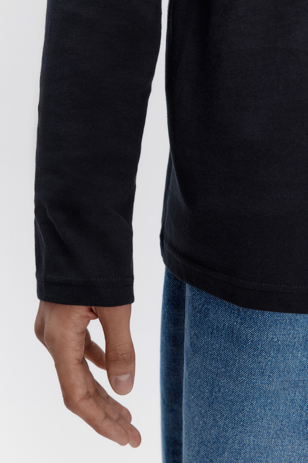 Лонгслив oversize базовый из хлопка - цвет черный - 7