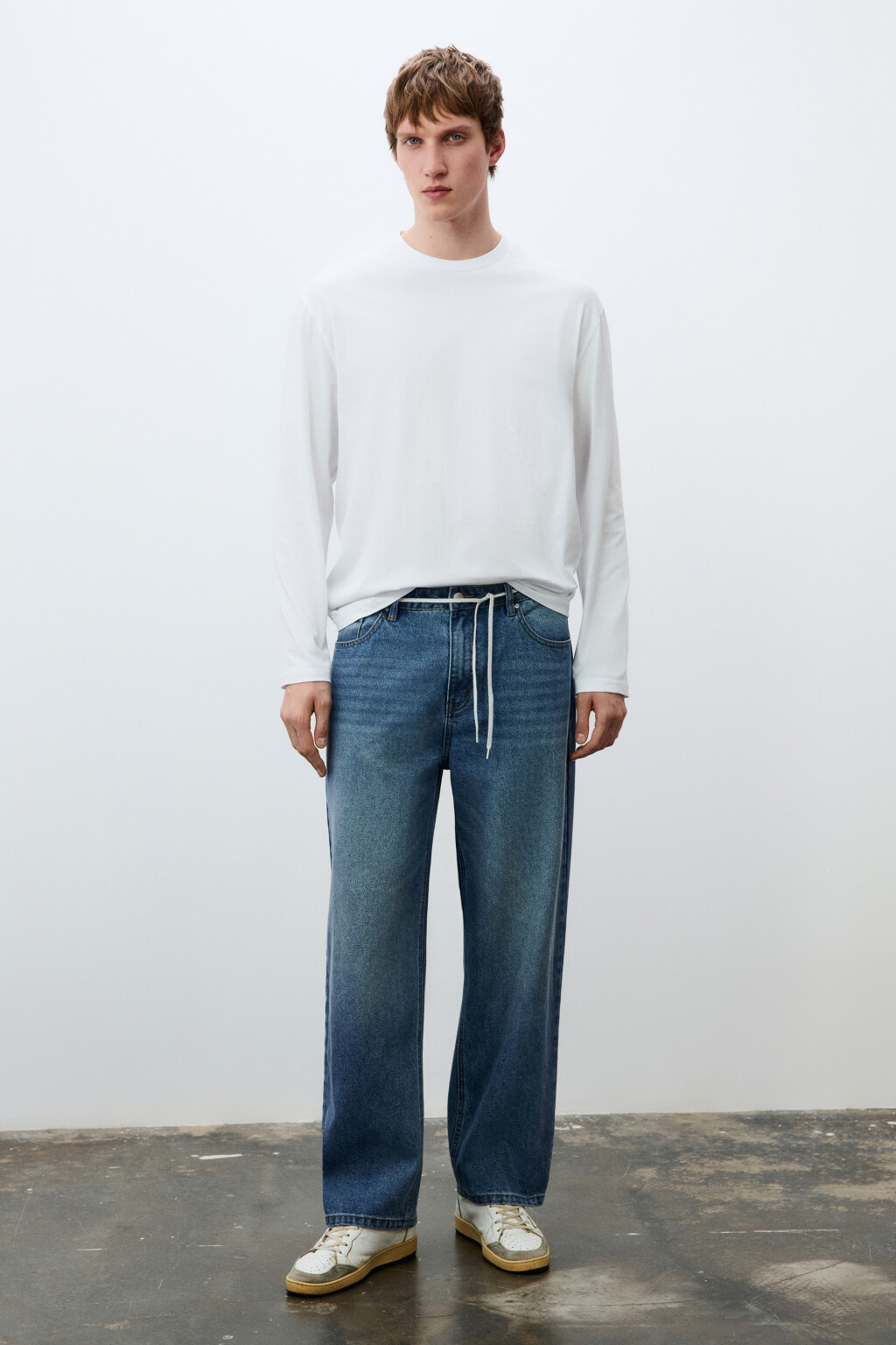 Лонгслив oversize базовый из хлопка - цвет белый - 4