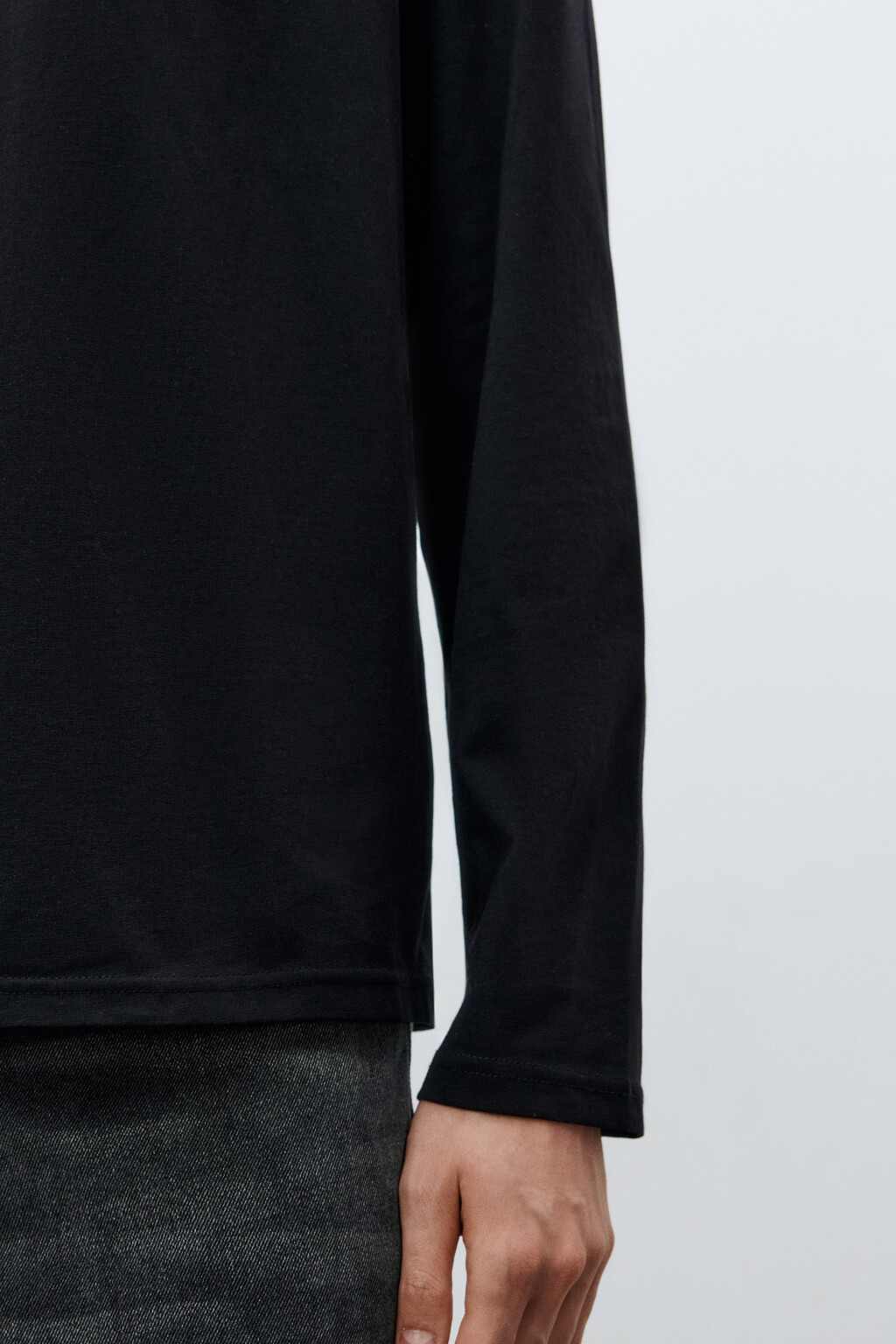 Лонгслив oversize базовый из хлопка - цвет черный - 5