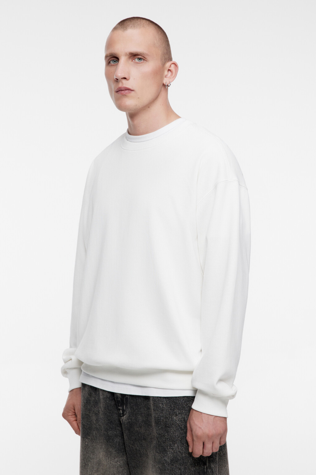 Свитшот базовый хлопковый свободного кроя - цвет белый - 4