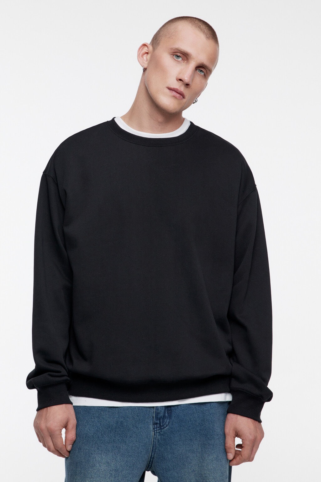 Свитшот базовый хлопковый свободного кроя - цвет черный - 2