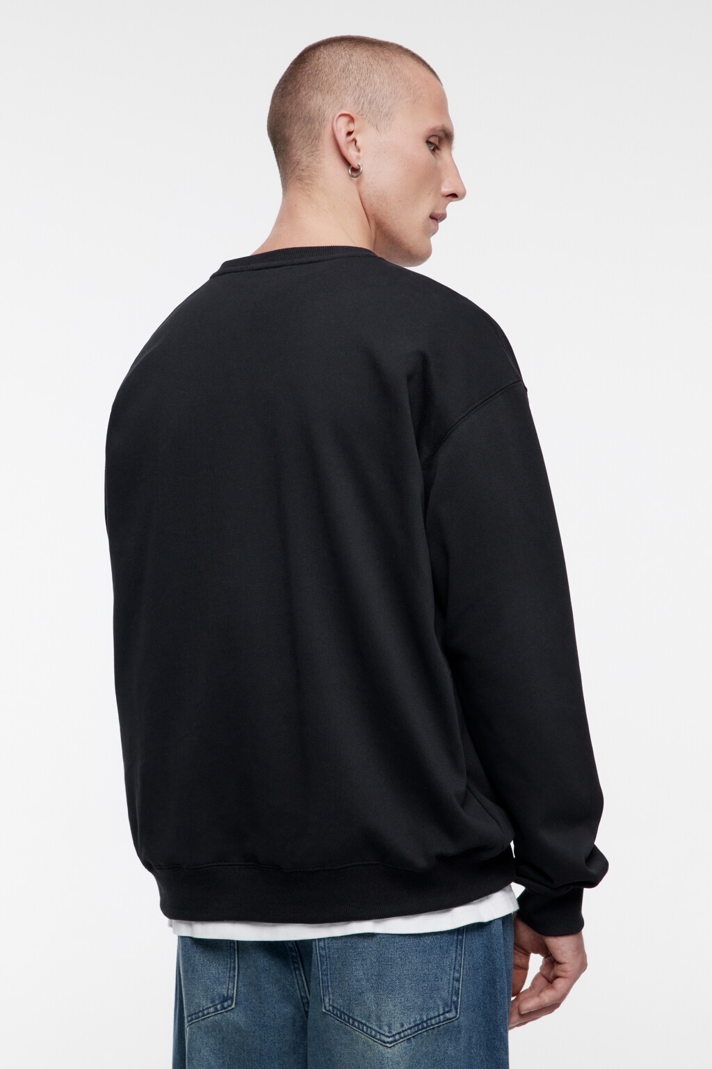 Свитшот базовый хлопковый свободного кроя - цвет черный - 4