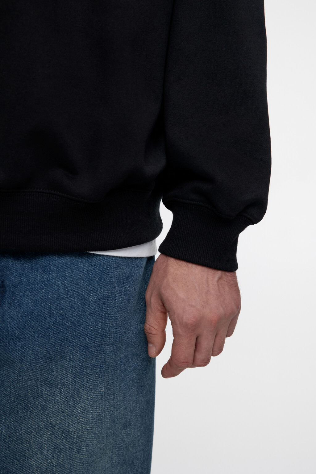 Свитшот базовый хлопковый свободного кроя - цвет черный - 7