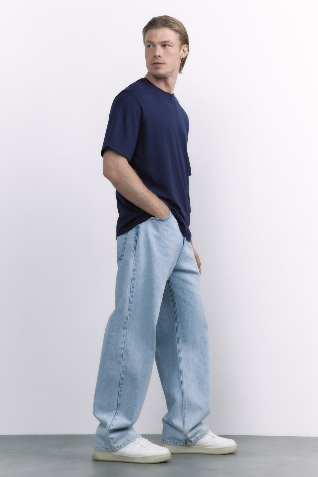 Футболка прямая хлопковая в базовых цветах - цвет синий - 7