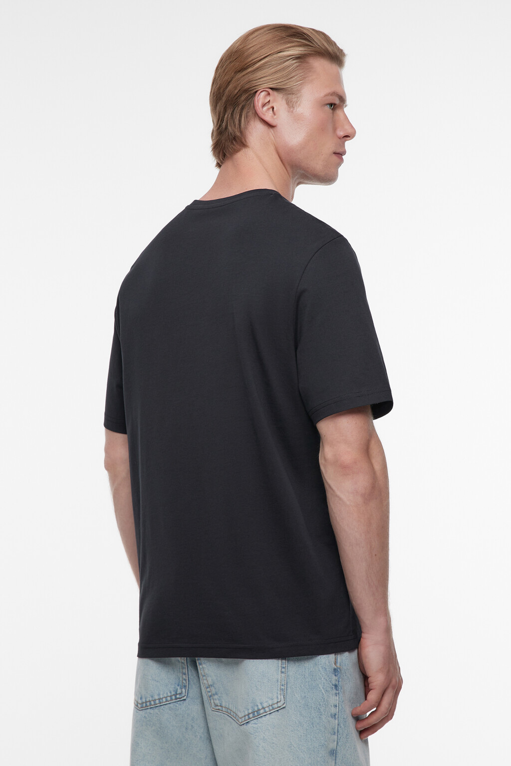 Футболка прямая хлопковая в базовых цветах - цвет черный - 3