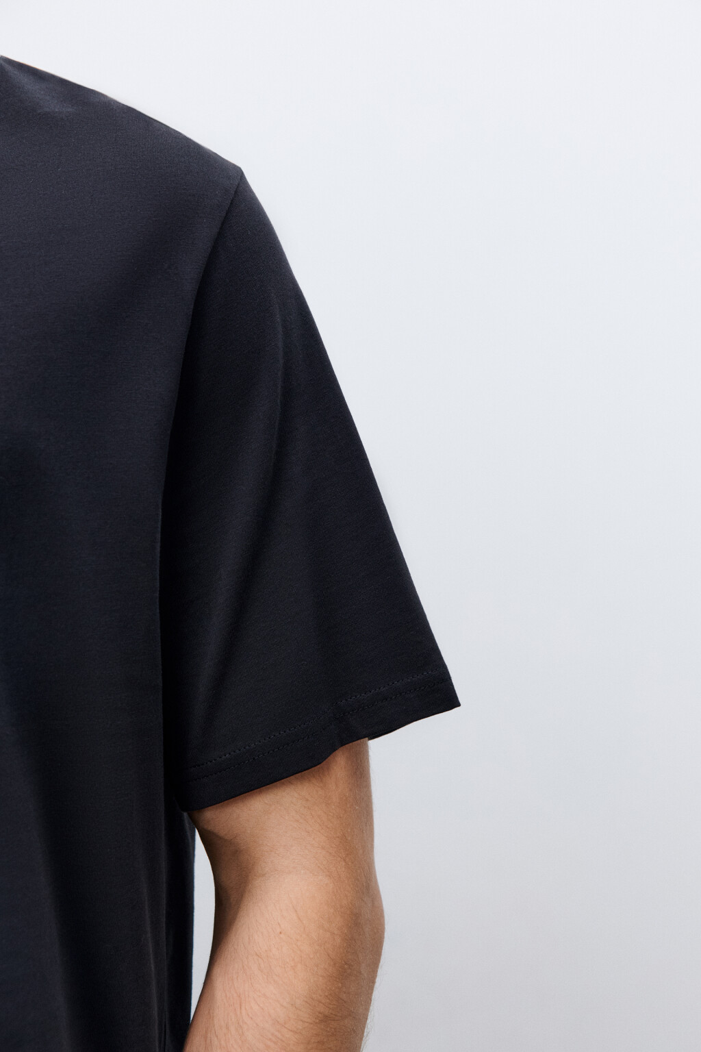 Футболка базовая из хлопка - цвет черный - 7