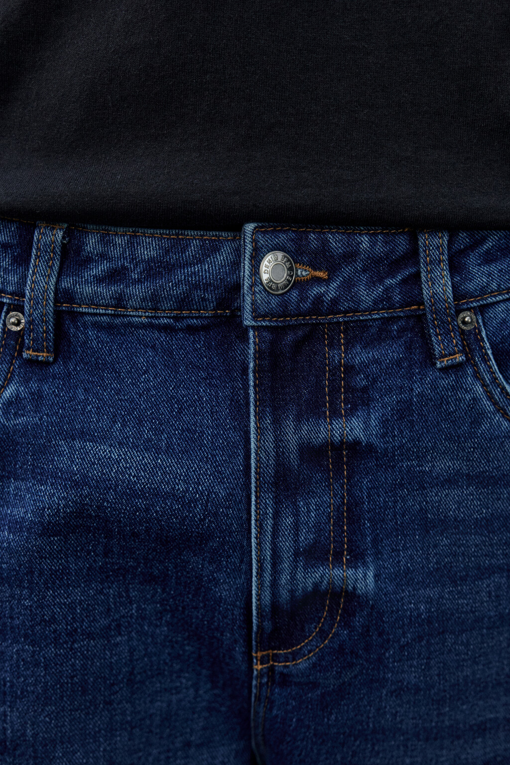 Джинсы-бананы зауженные - цвет голубой - 5