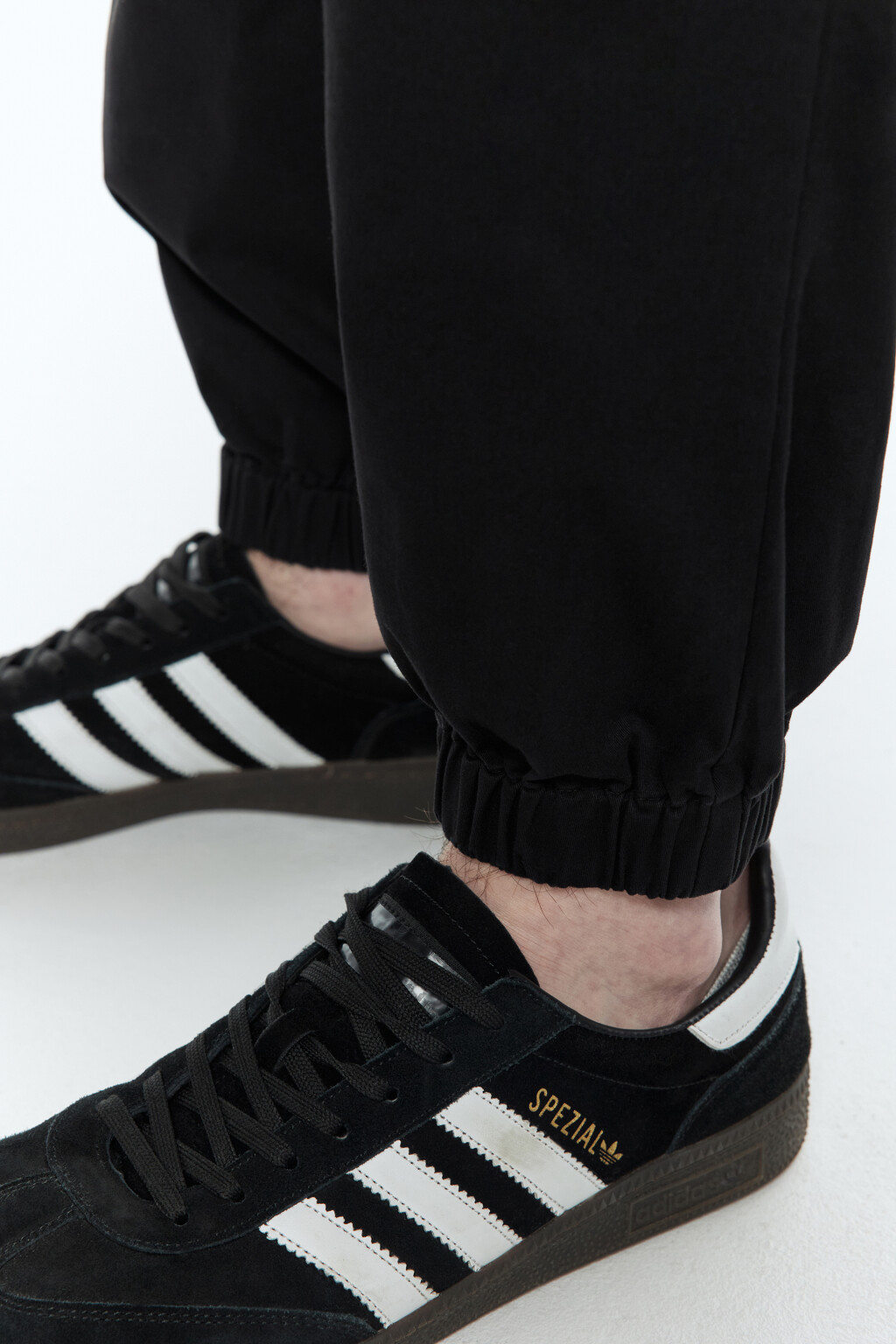 Брюки-джоггеры трикотажные базовые - цвет черный - 7