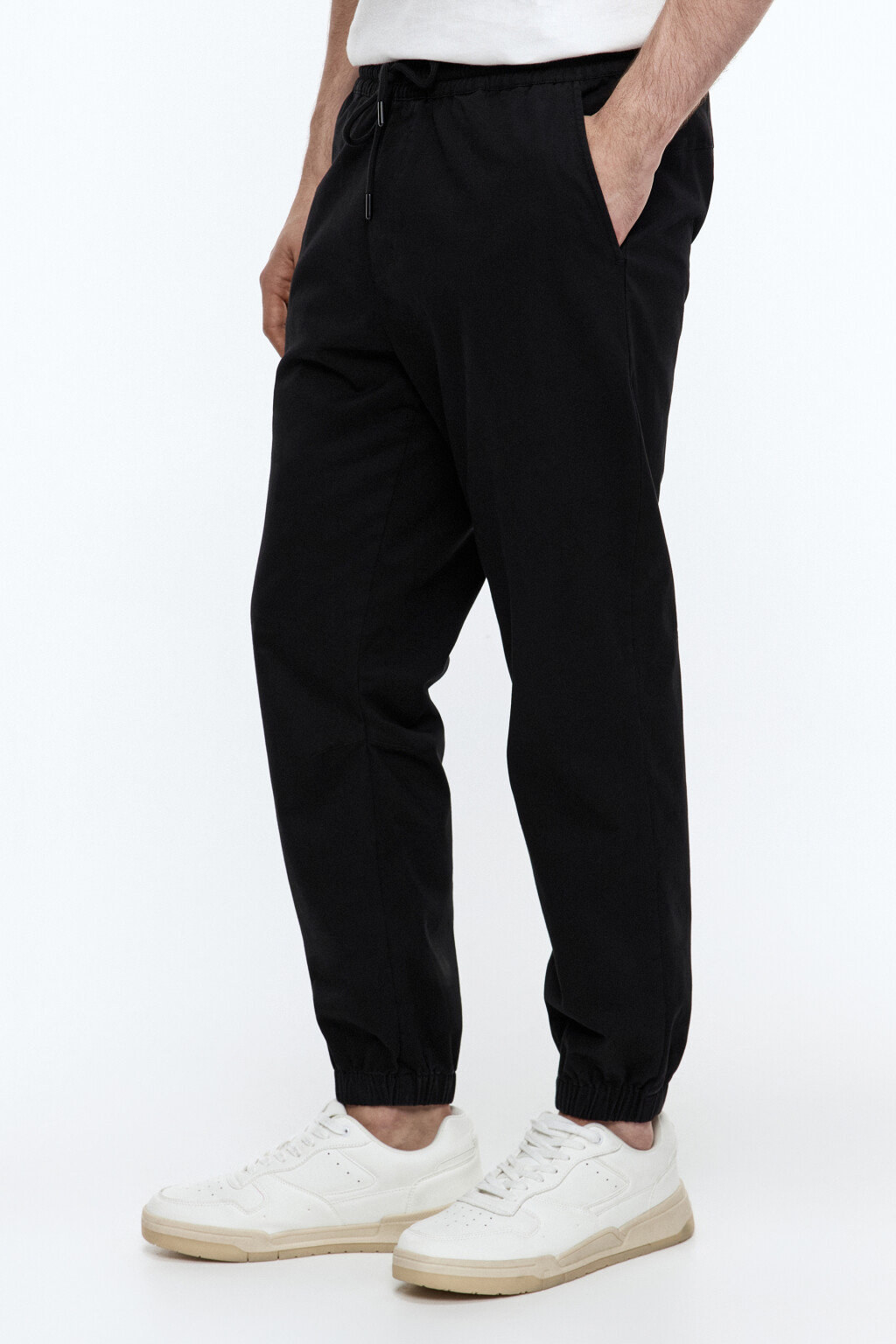 Брюки-джоггеры текстильные базовые - цвет черный - 2