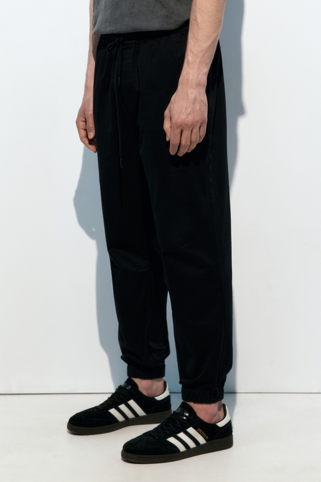 Брюки-джоггеры хлопковые базовые - цвет черный - 3