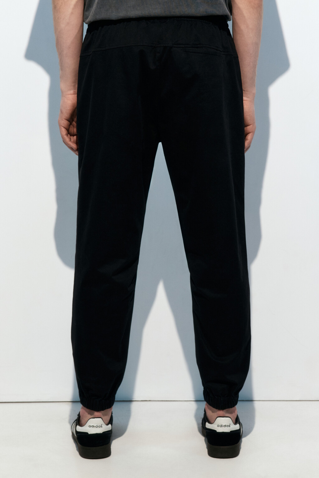 Брюки-джоггеры хлопковые базовые - цвет черный - 4