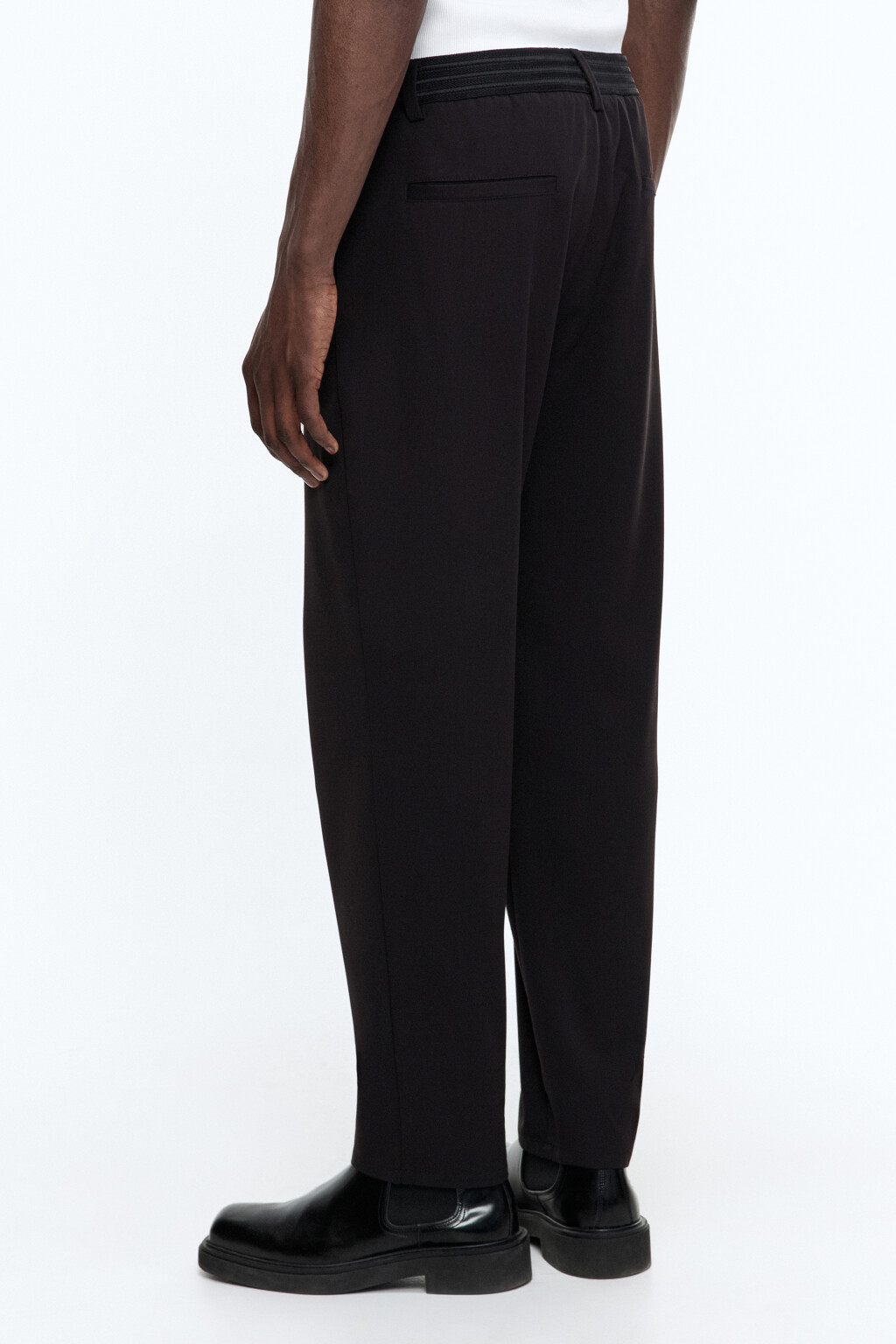 Брюки зауженные из костюмной ткани - цвет черный - 4