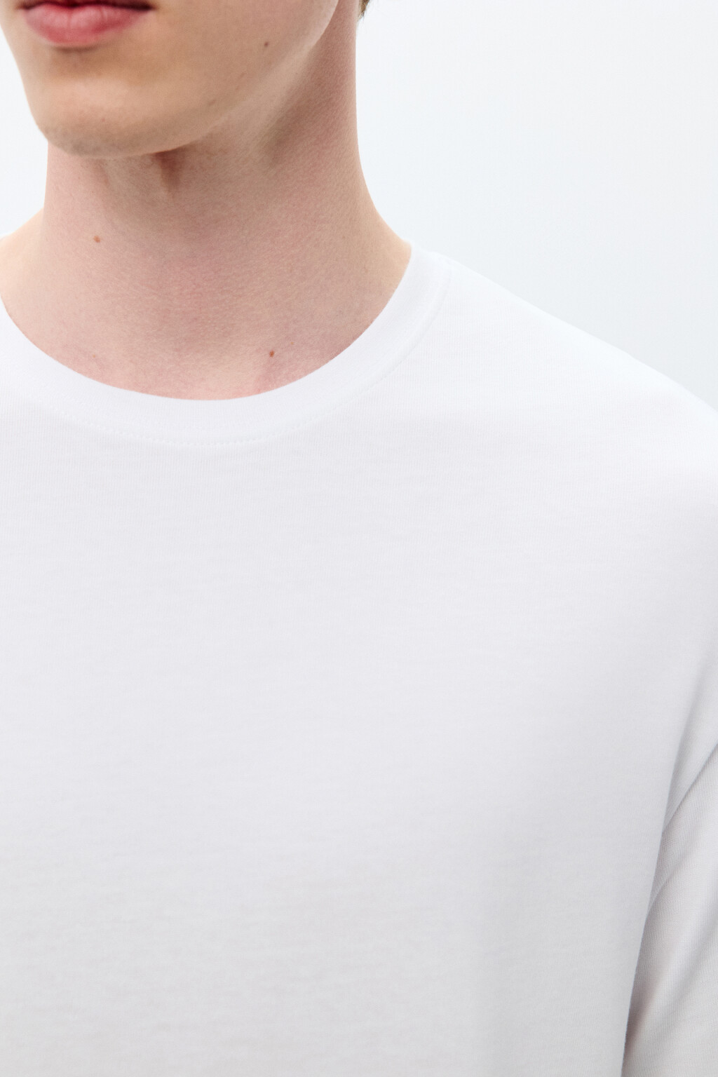 Футболка базовая из плотного хлопка - цвет белый - 6
