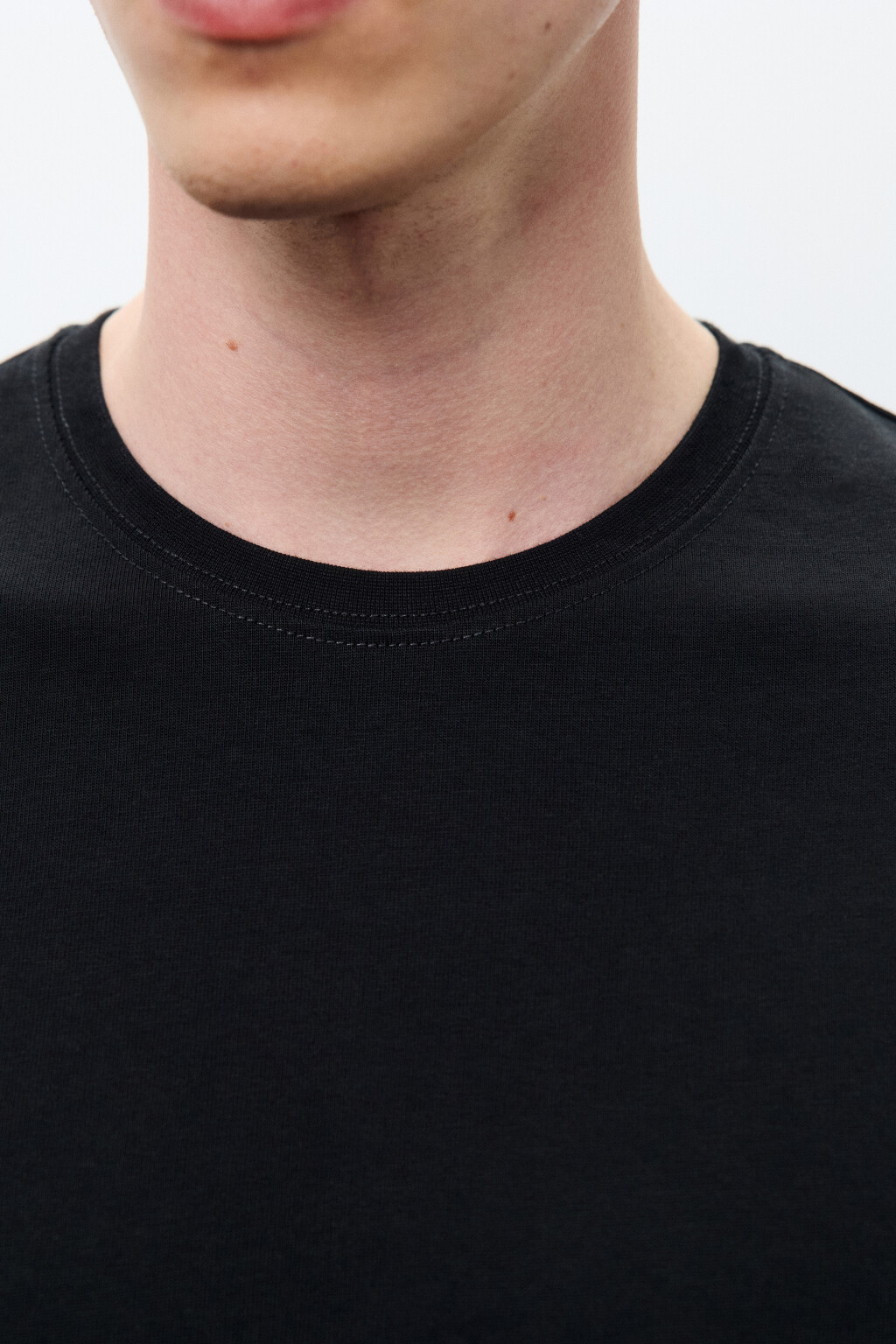 Футболка базовая из плотного хлопка - цвет черный - 5