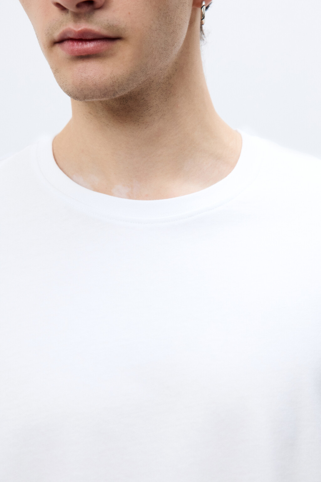 Футболка базовая из плотного хлопка - цвет белый - 5