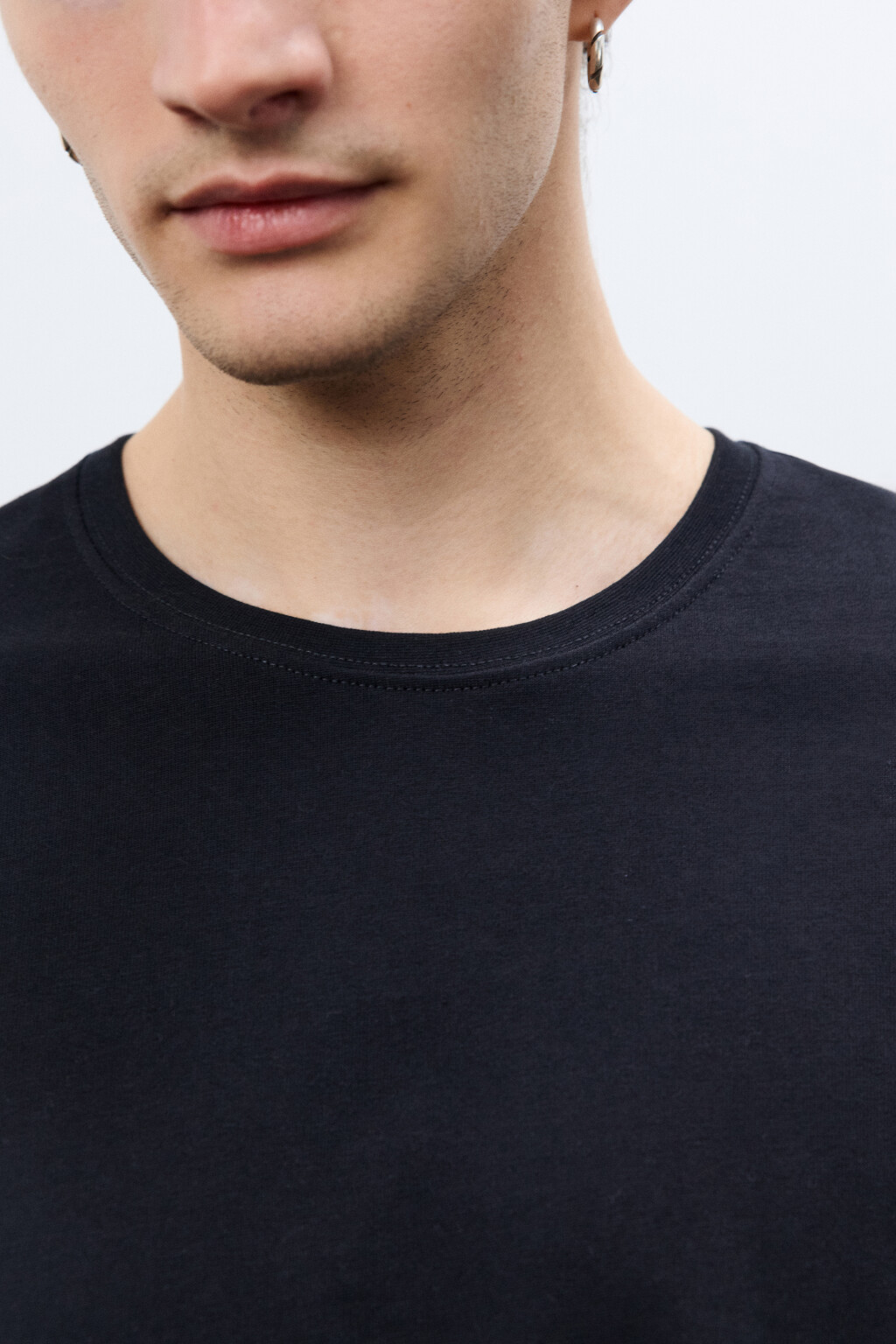 Футболка базовая из плотного хлопка - цвет черный - 6