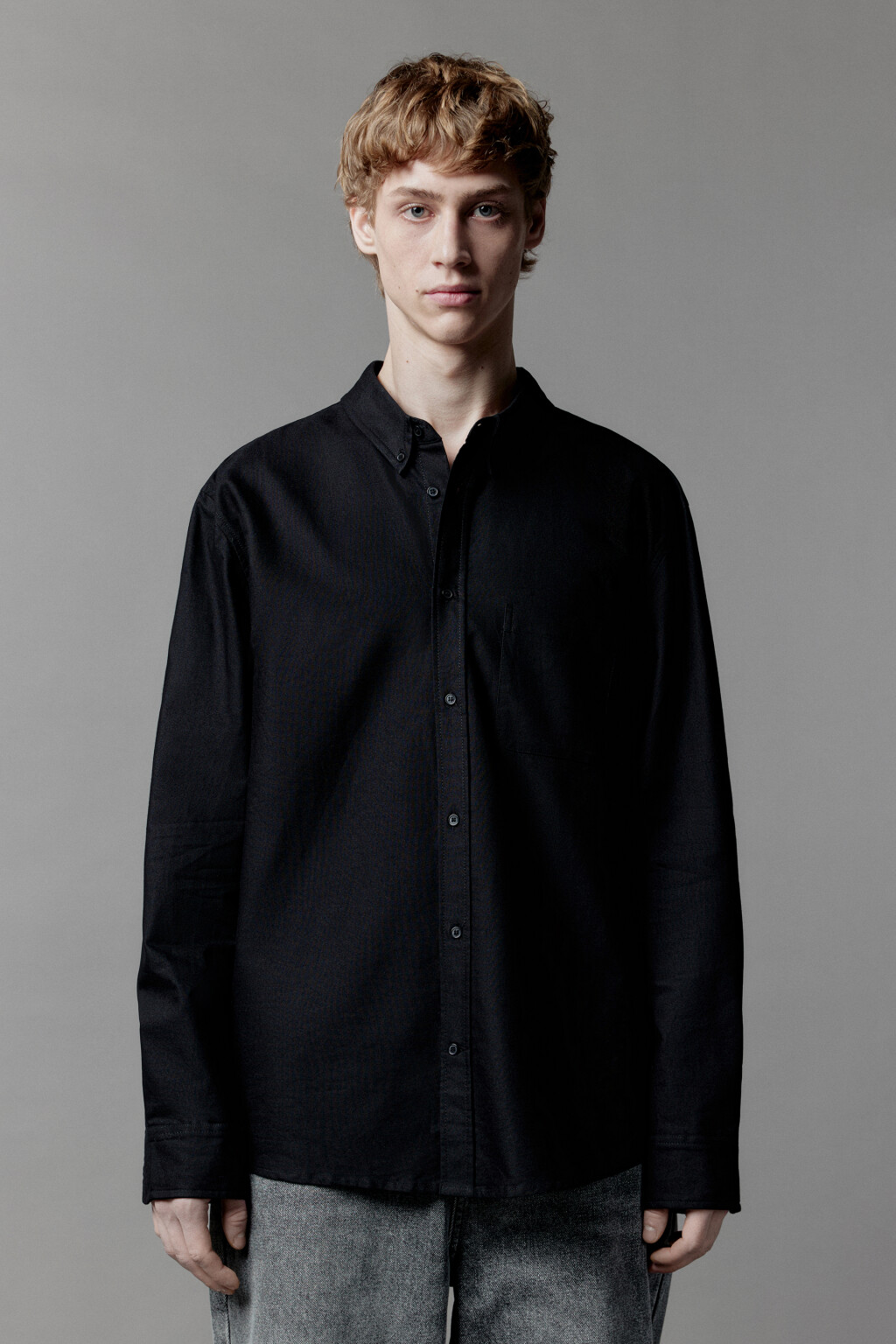 Рубашка Oxford прямая с нагрудным карманом - цвет черный - 2