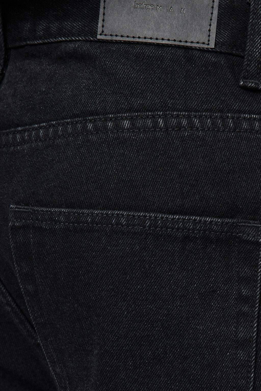 Джинсы slim зауженные со средней посадкой - цвет черный - 6