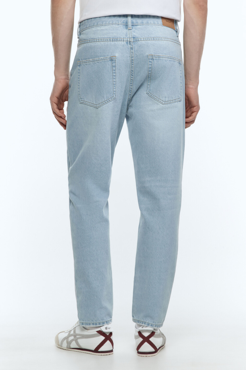 Джинсы slim зауженные со средней посадкой - цвет голубой - 4