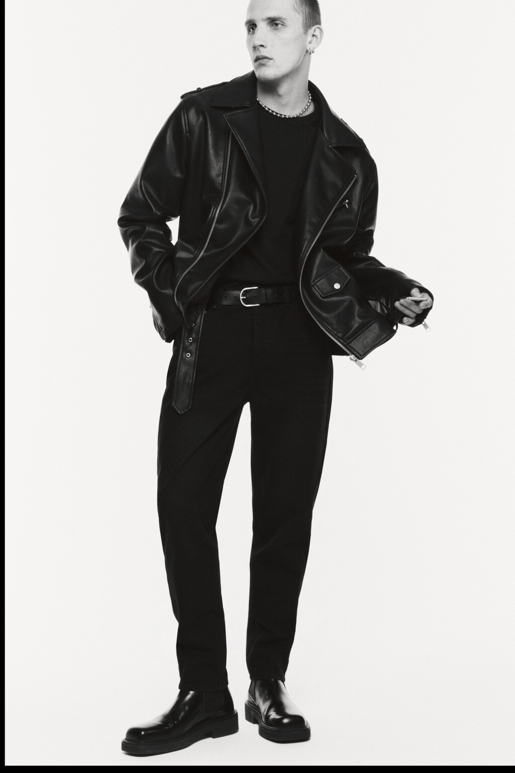 Джинсы slim зауженные со средней посадкой - цвет черный - 2