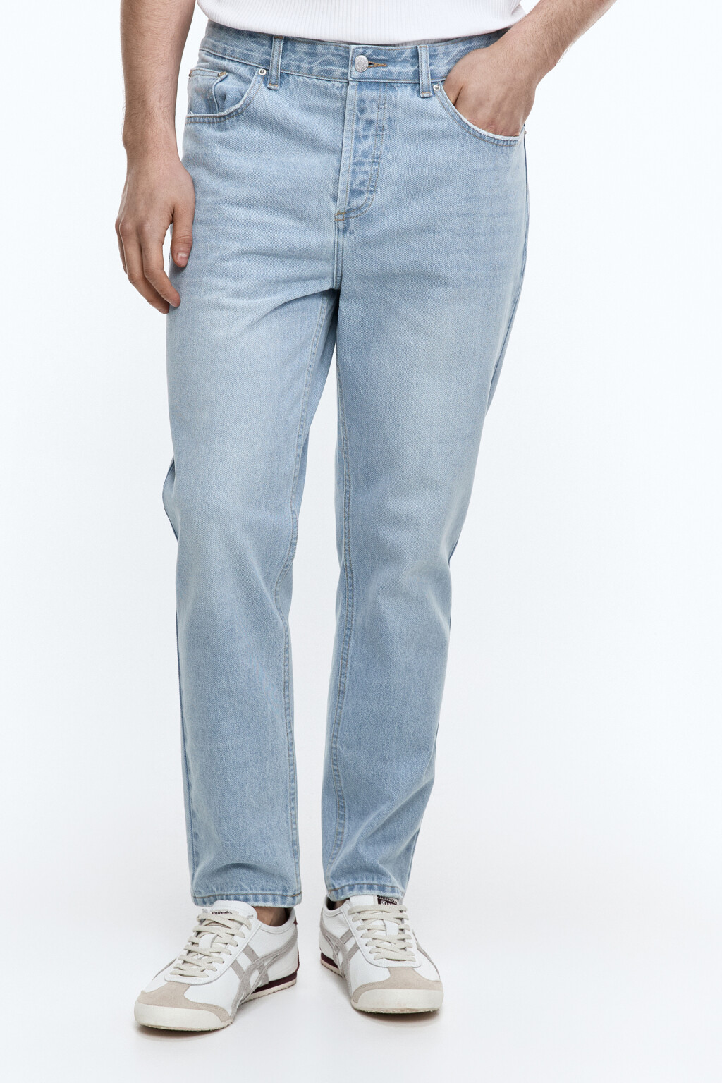 Джинсы slim зауженные со средней посадкой - цвет голубой - 1