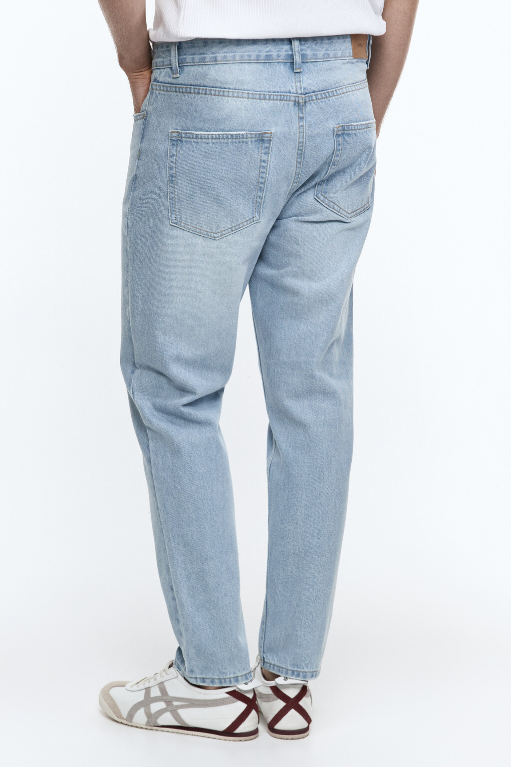 Джинсы slim зауженные со средней посадкой - цвет голубой - 3