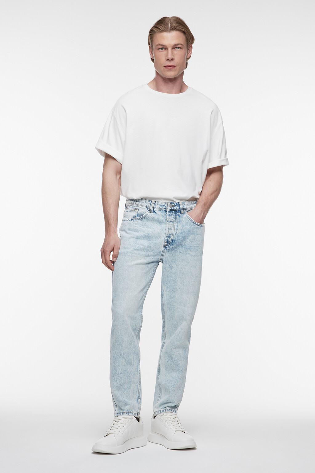 Джинсы slim зауженные укороченные со средней посадкой - цвет голубой - 5